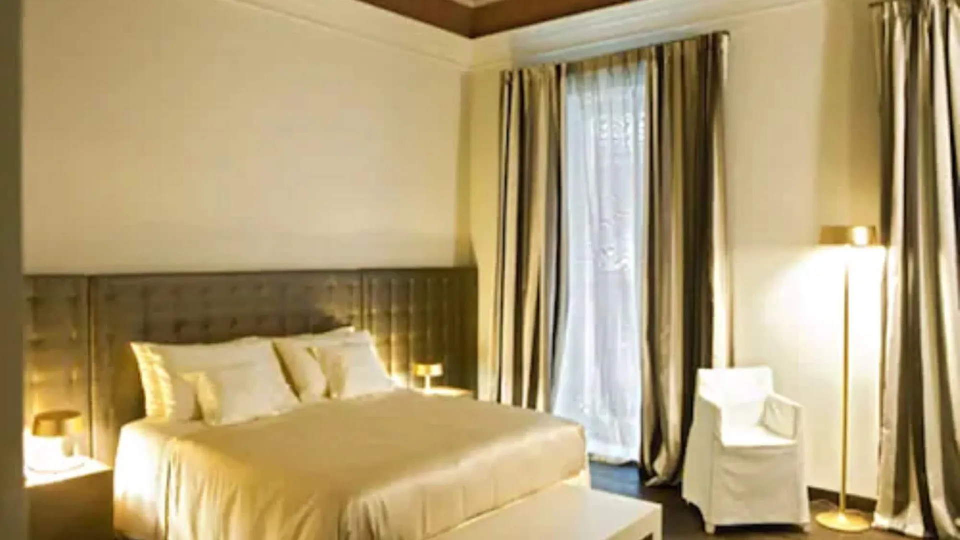 Hotel Romano House Catania 4*,